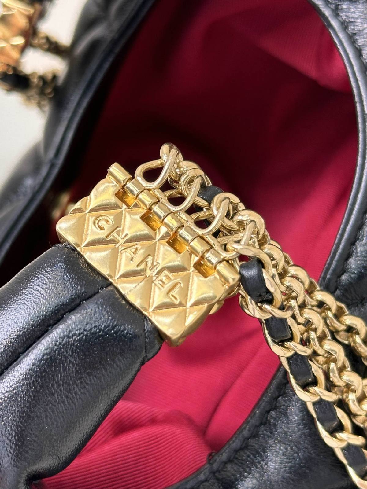 Ellebag’s 1:1 Replica of the Chanel AS4966: A Masterful Fusion of Retro Elegance and Modern Functionality(2025 June Updated)-Best Quality Fake Louis Vuitton Bag Online Store, Replica designer bag ru