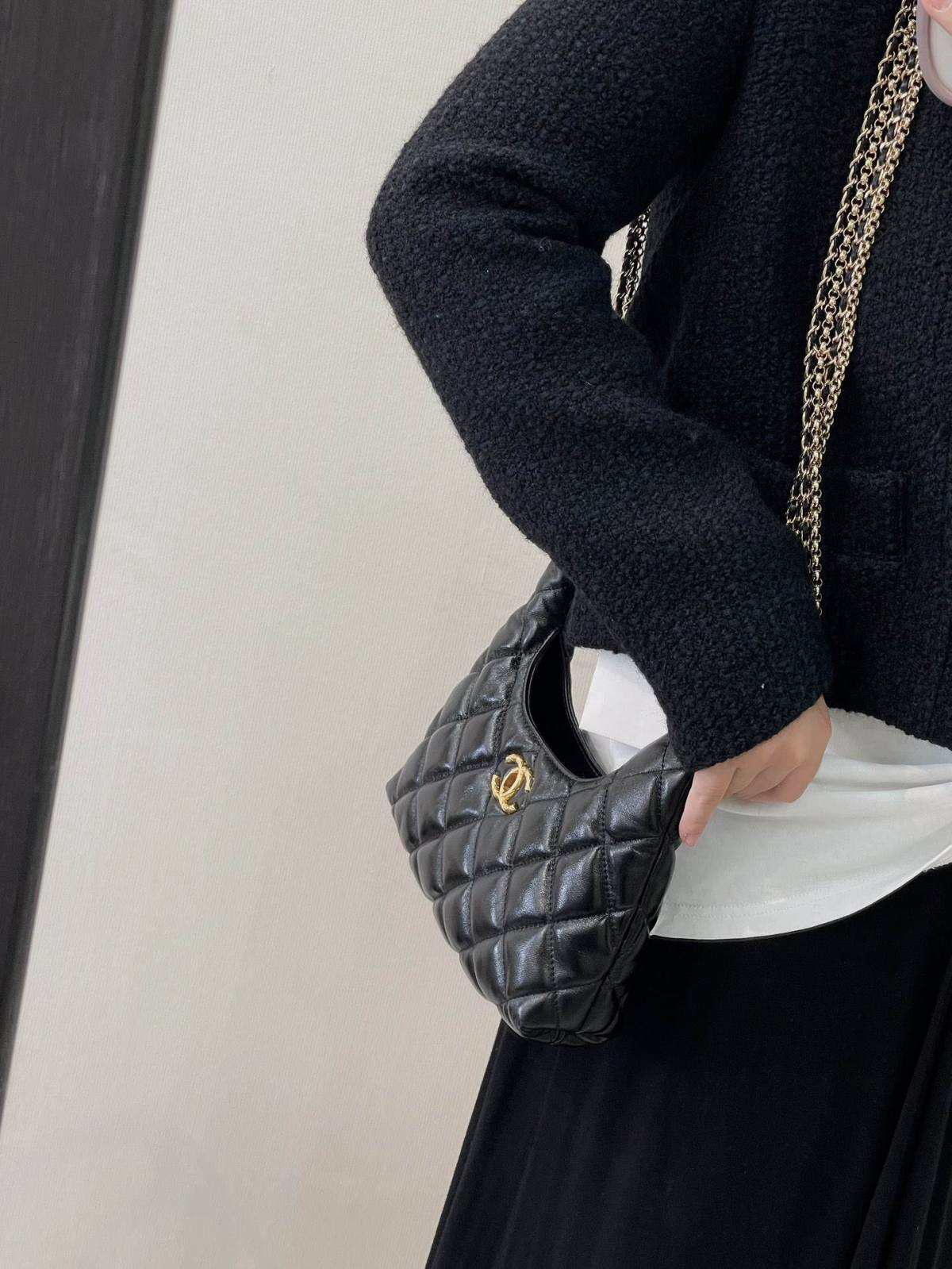 Ellebag’s 1:1 Replica of the Chanel AS4966: A Masterful Fusion of Retro Elegance and Modern Functionality(2025 June Updated)-Best Quality Fake Louis Vuitton Bag Online Store, Replica designer bag ru
