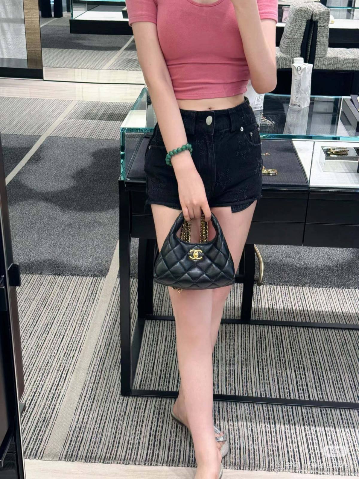 Ellebag’s 1:1 Replica of the Chanel AS4966: A Masterful Fusion of Retro Elegance and Modern Functionality(2025 June Updated)-Best Quality Fake Louis Vuitton Bag Online Store, Replica designer bag ru