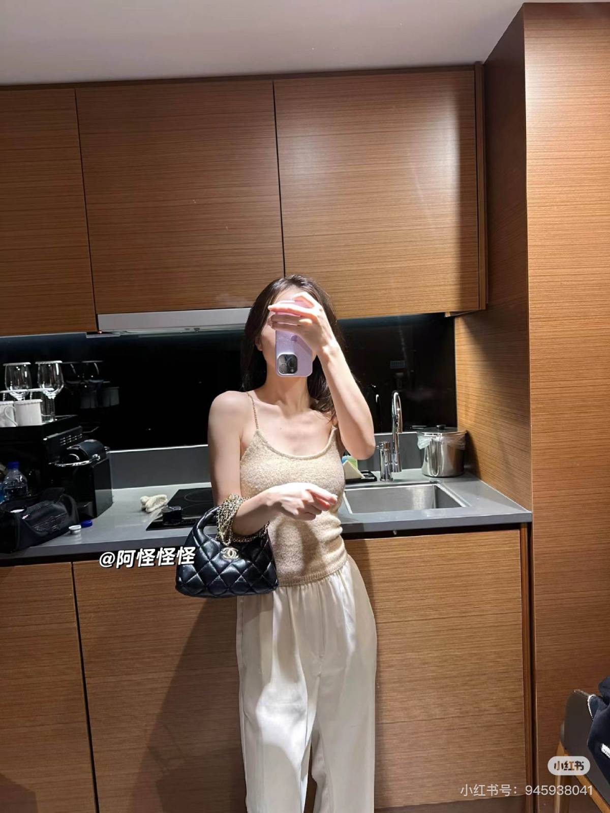 Ellebag’s 1:1 Replica of the Chanel AS4966: A Masterful Fusion of Retro Elegance and Modern Functionality(2025 June Updated)-Best Quality Fake Louis Vuitton Bag Online Store, Replica designer bag ru