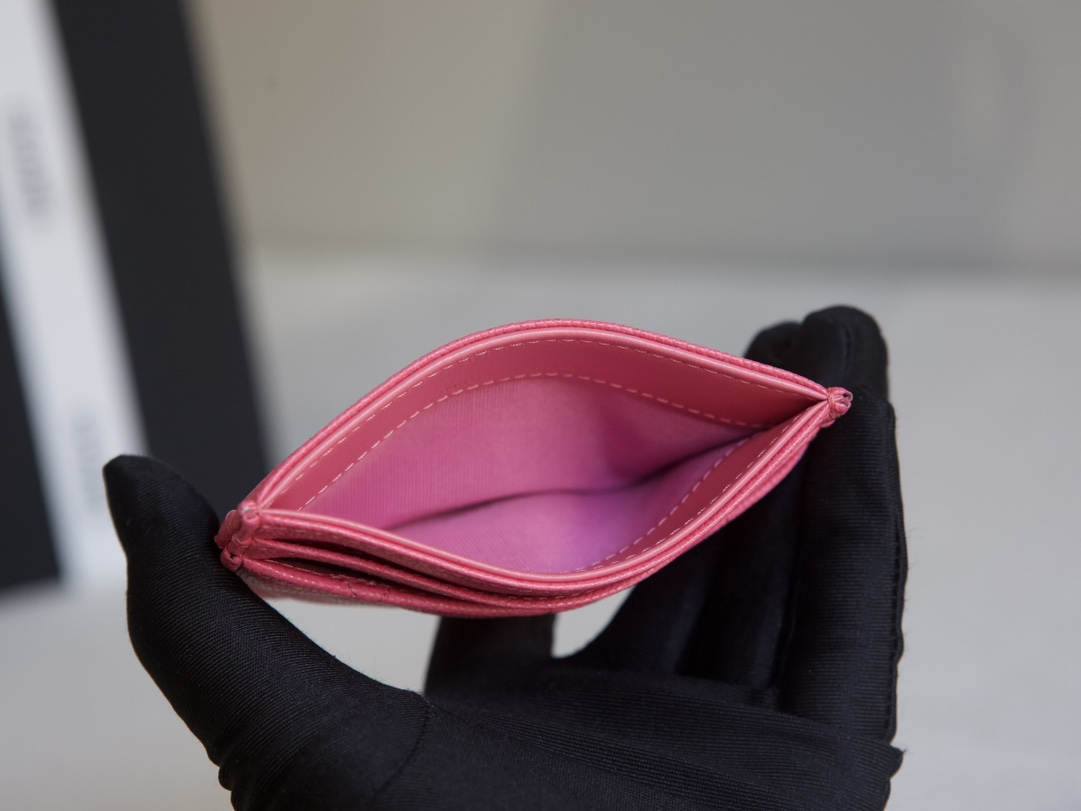 Ellebag’s 1:1 Replica of the Chanel Cardholder: A Blend of Timeless Elegance and Expert Craftsmanship(2025 June Updated)-Best Quality adịgboroja Louis vuitton akpa Online Store, oyiri mmebe akpa ru