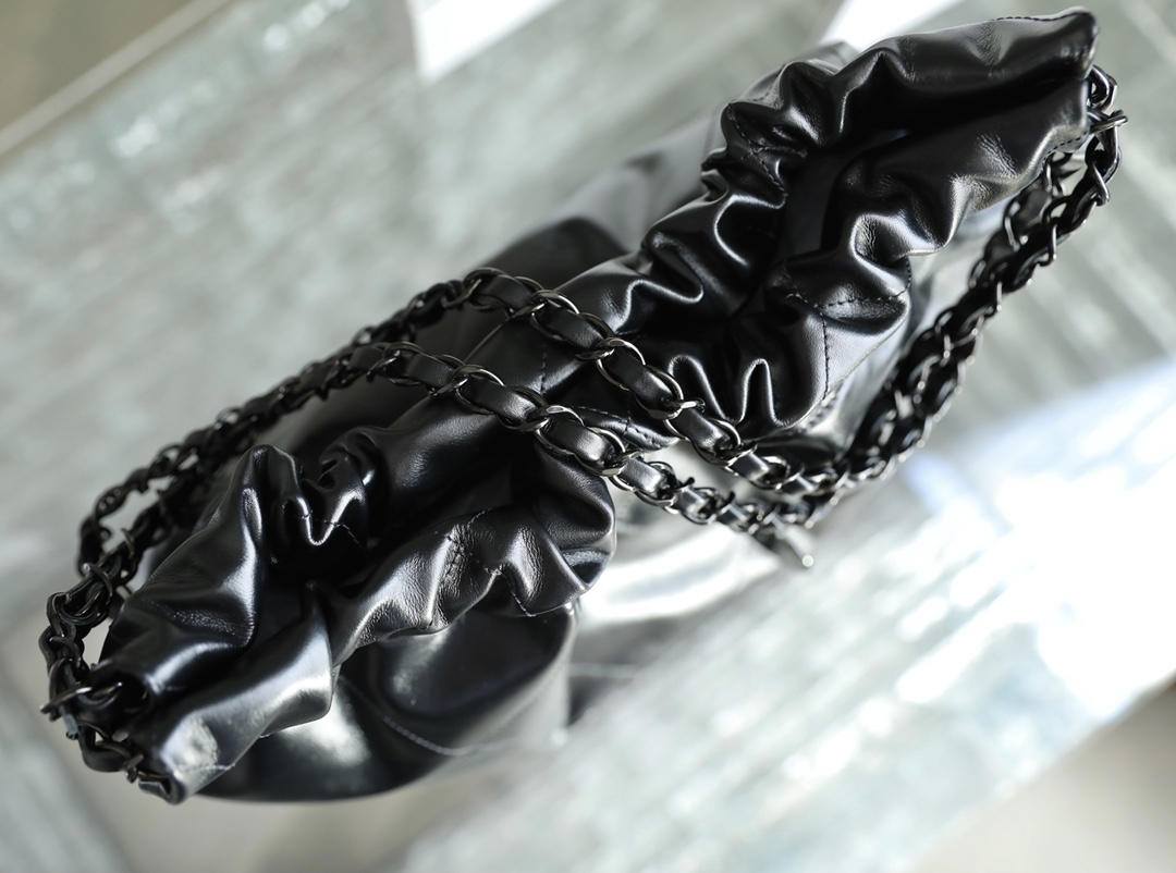 Ellebag’s 1:1 Replica of the Chanel So Black 22 Bag: A Masterpiece of Modern Luxury(2025 July Updated)-Loja online de bolsa Louis Vuitton falsa de melhor qualidade, bolsa de designer de réplica ru