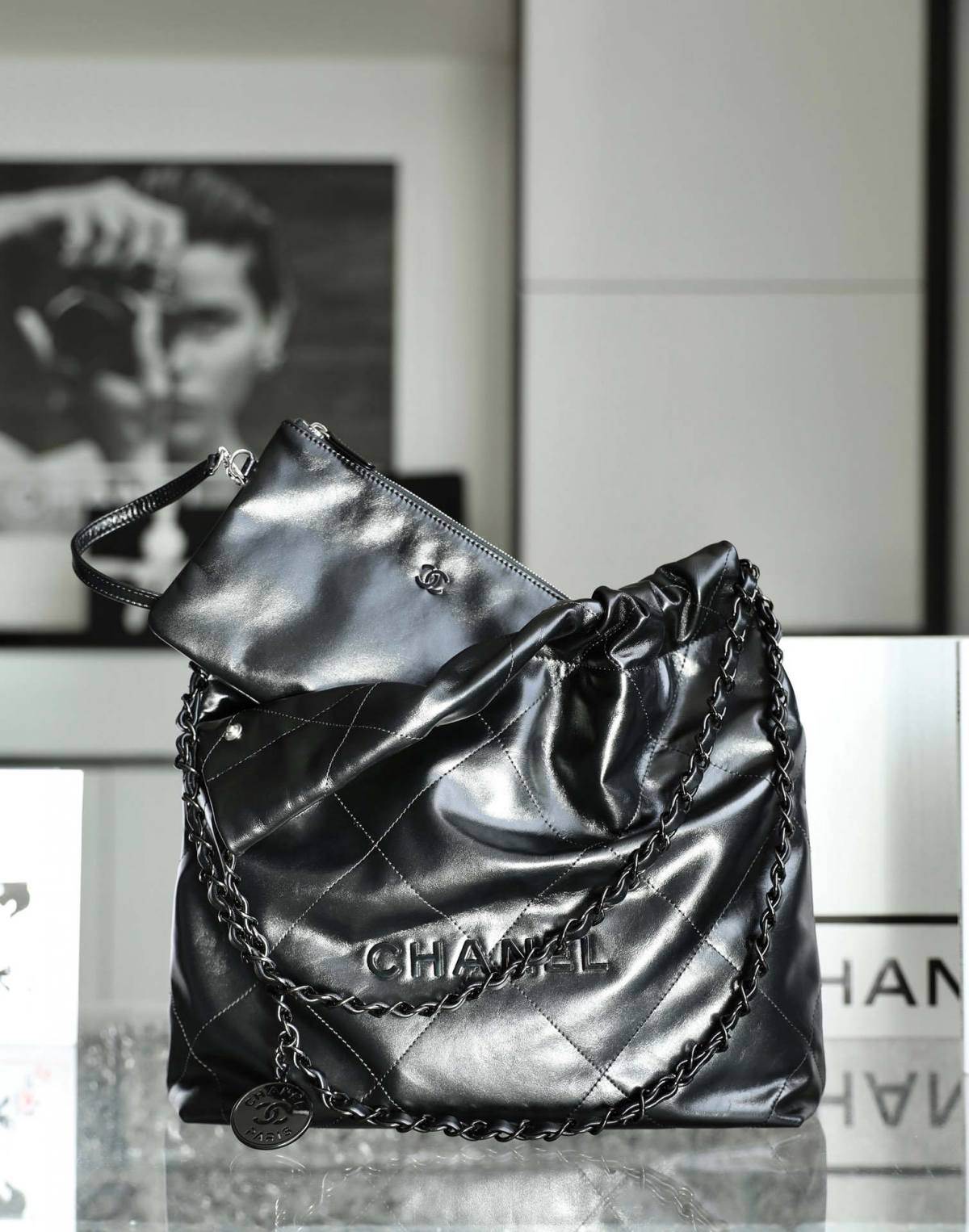 Ellebag’s 1:1 Replica of the Chanel So Black 22 Bag: A Masterpiece of Modern Luxury(2025 July Updated)-Loja online de bolsa Louis Vuitton falsa de melhor qualidade, bolsa de designer de réplica ru