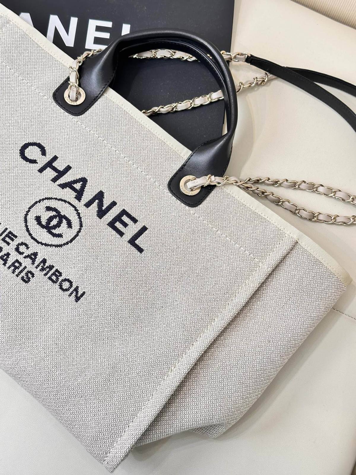 Ellebag’s 1:1 Replica of the Iconic Chanel 66941G Beach Tote: Mastering the Art of Craftsmanship(2025 July Updated)-Loja online de bolsa Louis Vuitton falsa de melhor qualidade, bolsa de designer de réplica ru