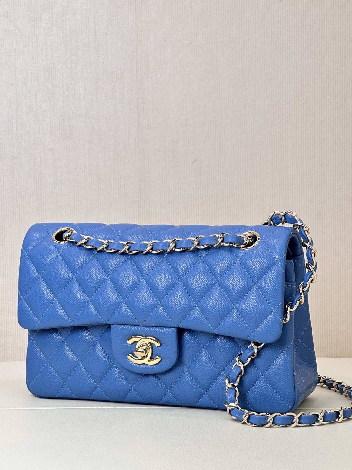 Ellebag’s 1:1 Replica of the Iconic Chanel AS1117 Classic Flap Bag: A Timeless Masterpiece of Craftsmanship(2025 July Updated)-Best Quality Fake Louis Vuitton Bag Online Store, Replica designer bag ru