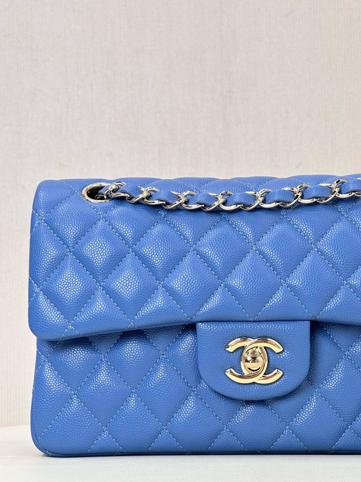 Ellebag’s 1:1 Replica of the Iconic Chanel AS1117 Classic Flap Bag: A Timeless Masterpiece of Craftsmanship(2025 July Updated)-Best Quality Fake Louis Vuitton Bag Online Store, Replica designer bag ru