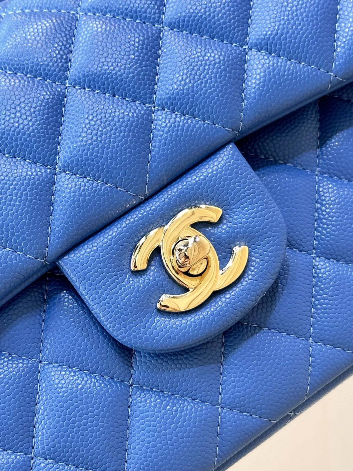 Ellebag’s 1:1 Replica of the Iconic Chanel AS1117 Classic Flap Bag: A Timeless Masterpiece of Craftsmanship(2025 July Updated)-Best Quality Fake Louis Vuitton Bag Online Store, Replica designer bag ru