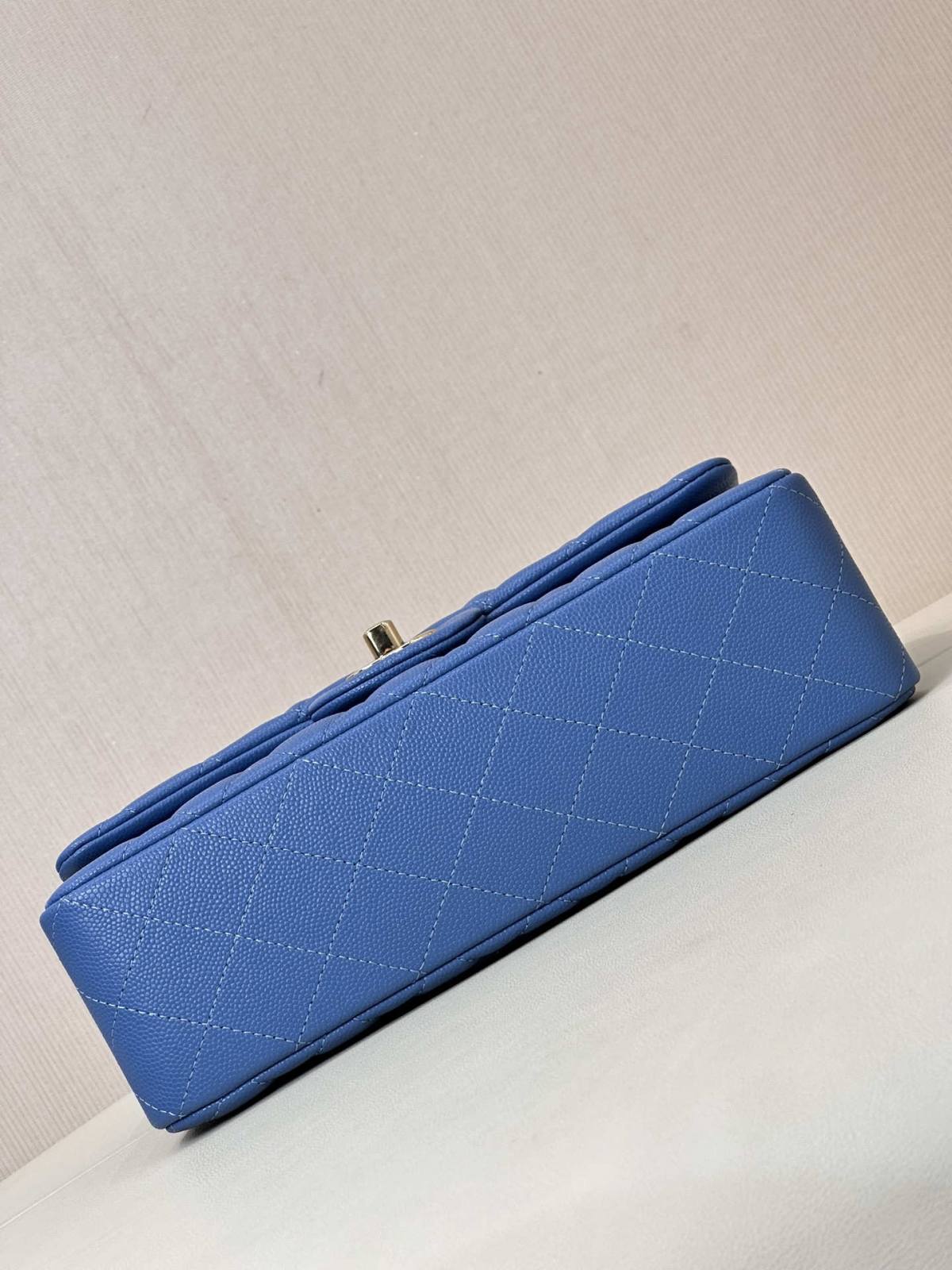 Ellebag’s 1:1 Replica of the Iconic Chanel AS1117 Classic Flap Bag: A Timeless Masterpiece of Craftsmanship(2025 July Updated)-Best Quality Fake Louis Vuitton Bag Online Store, Replica designer bag ru
