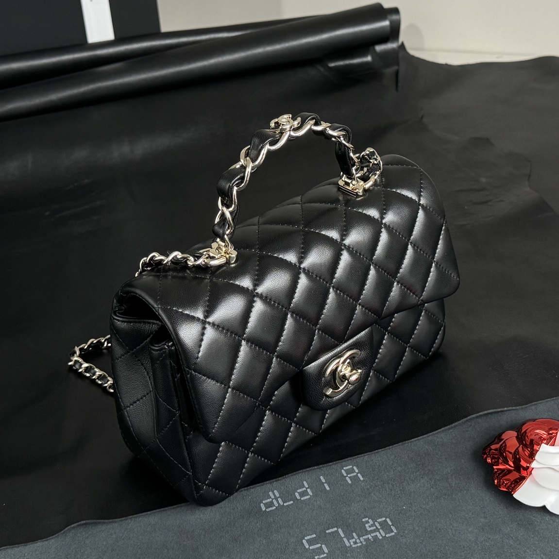 Ellebag’s 1:1 Replication of the Classic Chanel CF Mini Handbag: A Blend of Elegance and Functionality(2025 July Updated)-Paras laatu väärennetty Louis Vuitton laukku verkkokauppa, replika suunnittelija laukku ru
