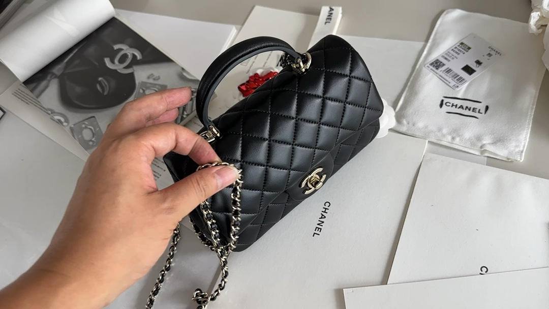 Ellebag’s 1:1 Replication of the Classic Chanel CF Mini Handbag: A Blend of Elegance and Functionality(2025 July Updated)-Paras laatu väärennetty Louis Vuitton laukku verkkokauppa, replika suunnittelija laukku ru